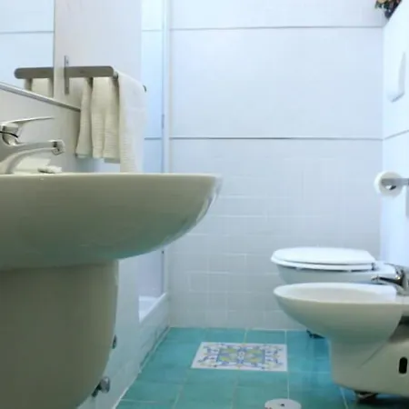 Hotel Palinuro ホテル 3*