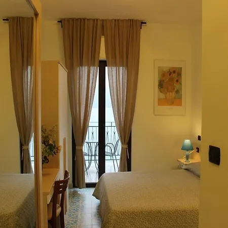 Hotel Palinuro Отель Палинуро